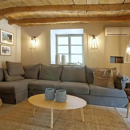 Luxurioese Zita Exclusive Mit Wellnesbereich Jaksici
